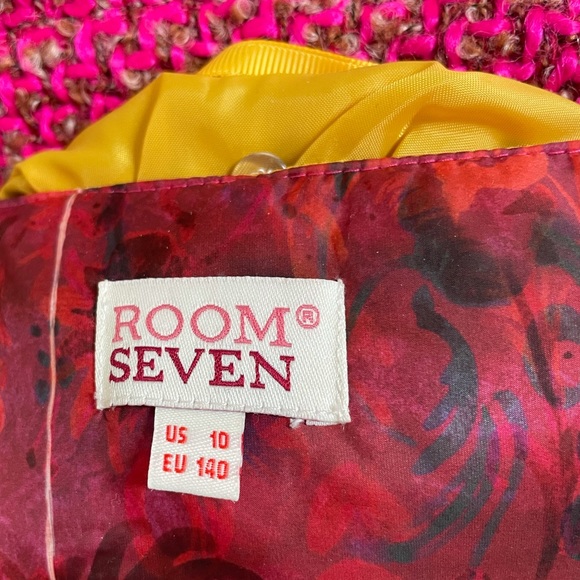 Claudette woolen coat with sleeping beauty lining - Picture 2 of 14